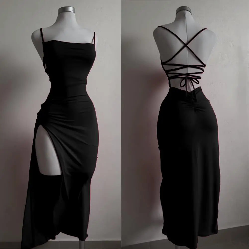 Minivestido Ajustado con Cuello Halter