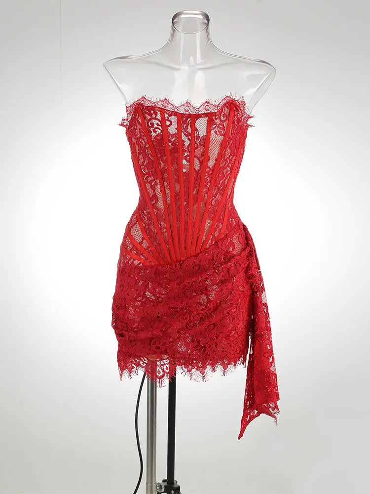 Vestido de Noche Strapless con Encaje