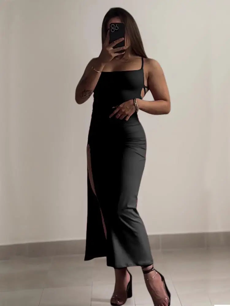 Minivestido Ajustado con Cuello Halter