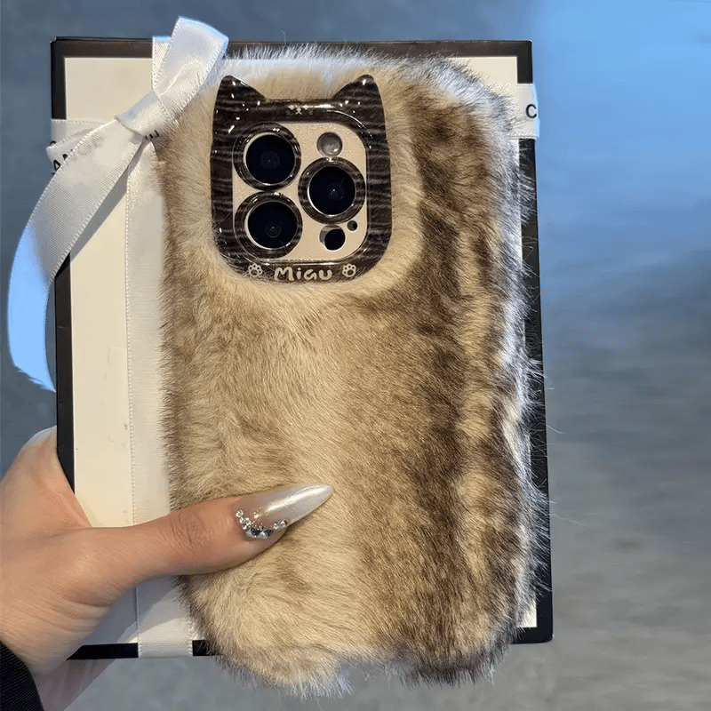 Funda iPhone de Pelo Sintético